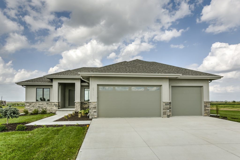 Coventry Ridge Homes LIVE. WORK. PLAY. Homes Starting at 375,000